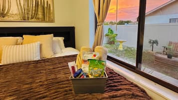 2 bedrooms, desk, iron/ironing board, free WiFi