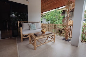 Luxury Villa, Lanai, Pool View | Terrace/patio