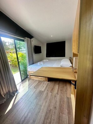 Basic Double Room, Courtyard View | In-room safe, iron/ironing board, free WiFi