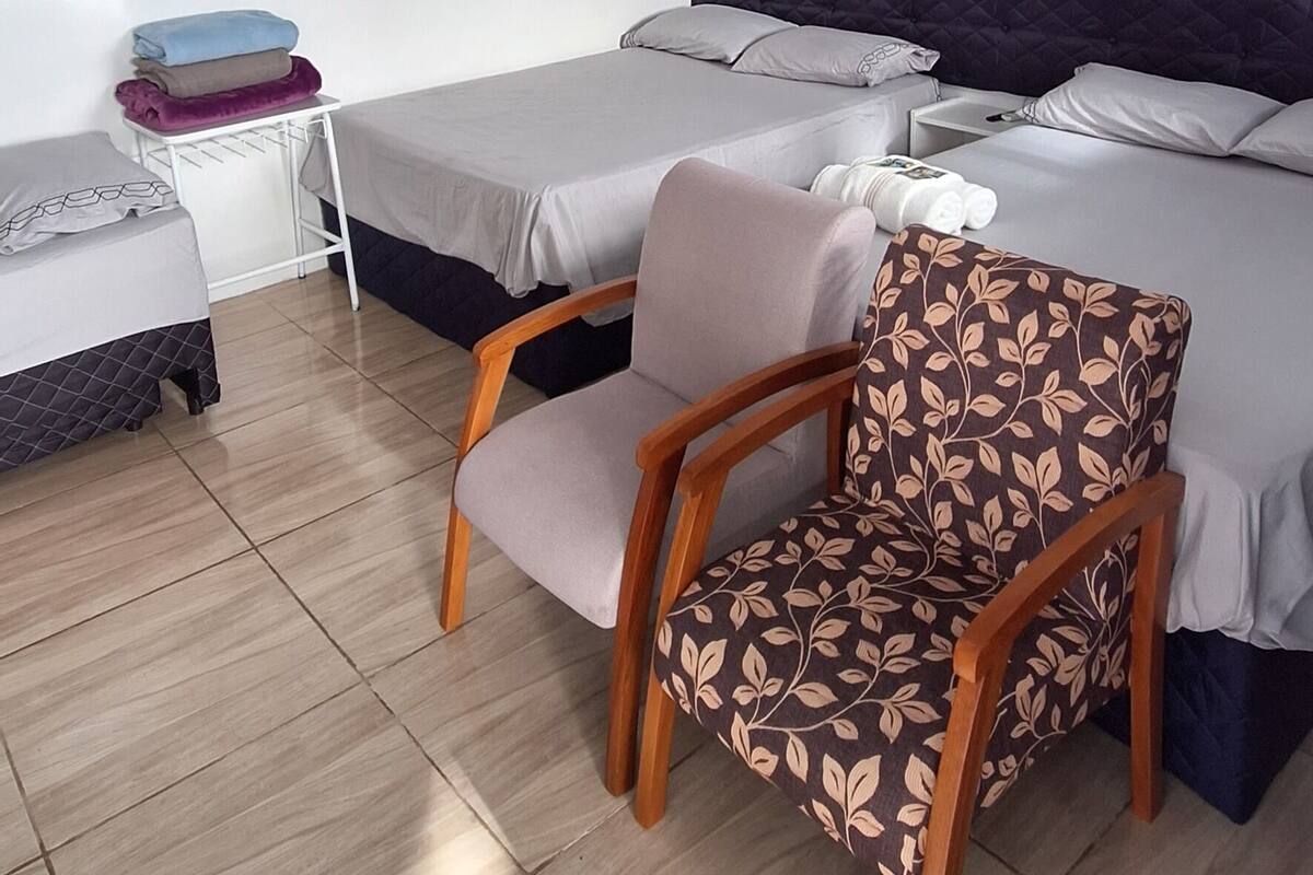 Suite | Iron/ironing board, free WiFi