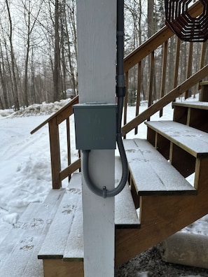 Property grounds - The Castle: Charming 2-bedroom house in Wardsboro (Wardsboro)