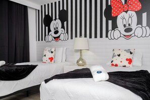 4 bedrooms, iron/ironing board, Internet, bed sheets