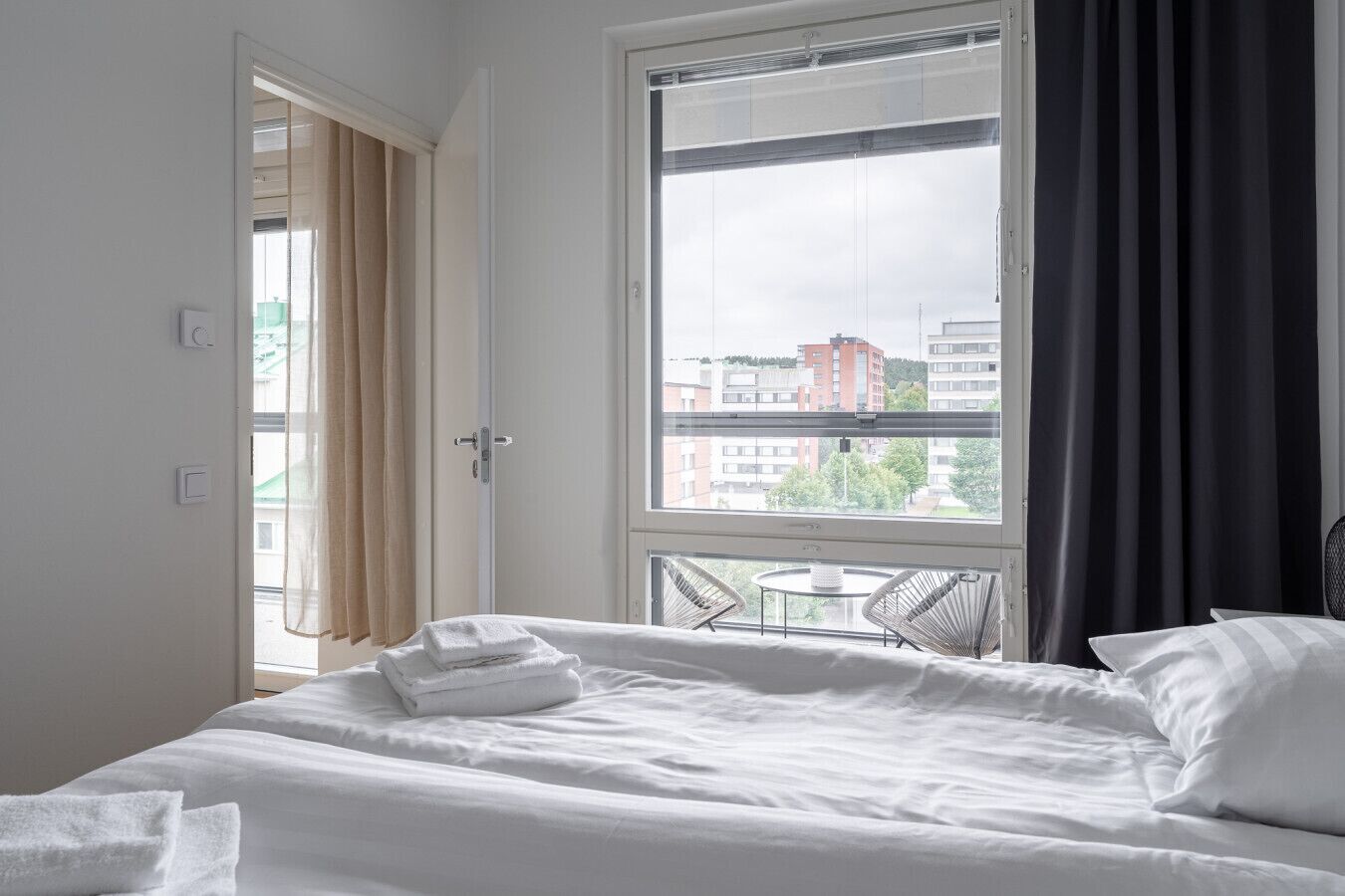 2 bedrooms, desk, iron/ironing board, free WiFi