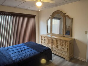 2 Schlafzimmer, Bettwäsche