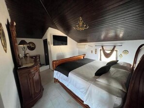 2 habitaciones, acceso a internet y ropa de cama 