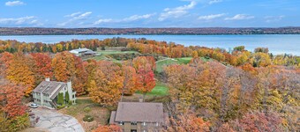 🛶 A-Ga-Ming Escape | Best Torch Lake Views + Golf | Large Private Patio ➠ 755