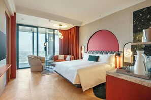 Horizon Room, 1 King Bed, Balcony