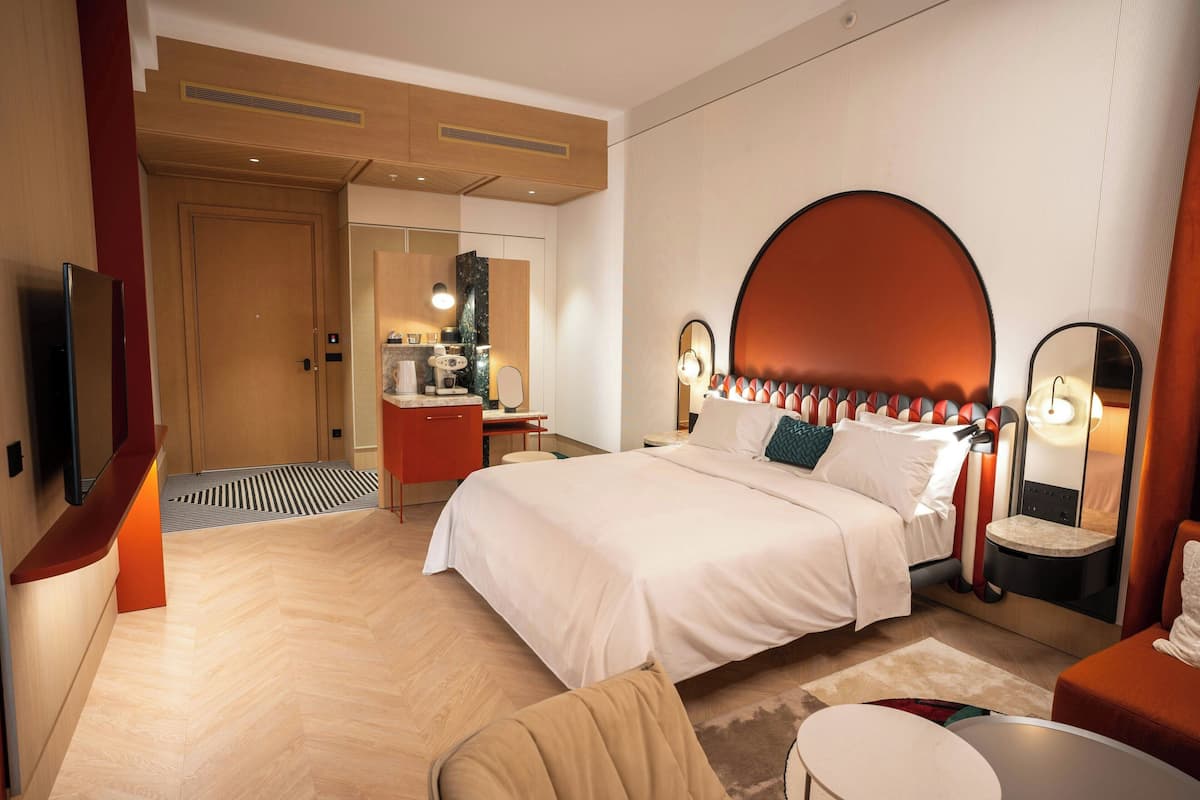 Fairway Room, 1 King Bed, Balcony