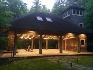 Exterior - Splendor Mountain Shadow Pavillion (Tiger)