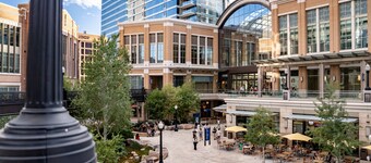 ModernDowntown 2BR/2BA with City Views, Fire Pit, Walk to Delta Center