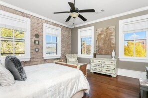 1 Schlafzimmer, Bügeleisen/Bügelbrett, kostenloses WLAN, Bettwäsche