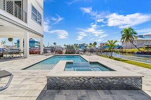 A heated pool - 141 Brand New Luxury 6BR/6BA Build w/ Heated Pool! (Fort Myers Beach)