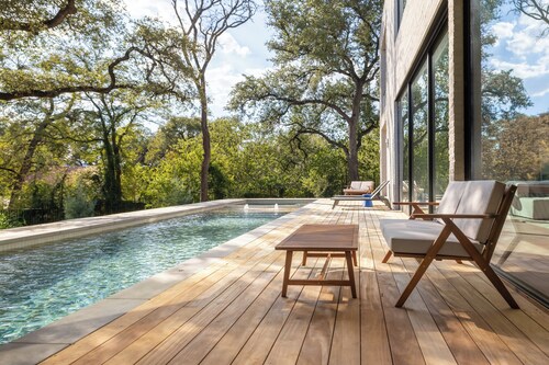 Tarrytown Luxury + Private Pool - Everest!