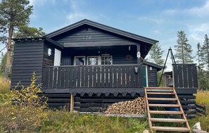 Exterior - Nice home in østby with house a panoramic view (Østby)