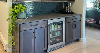 4-BR house w/ AC, gym, game room, 30 mins to MetLife for World Cup!