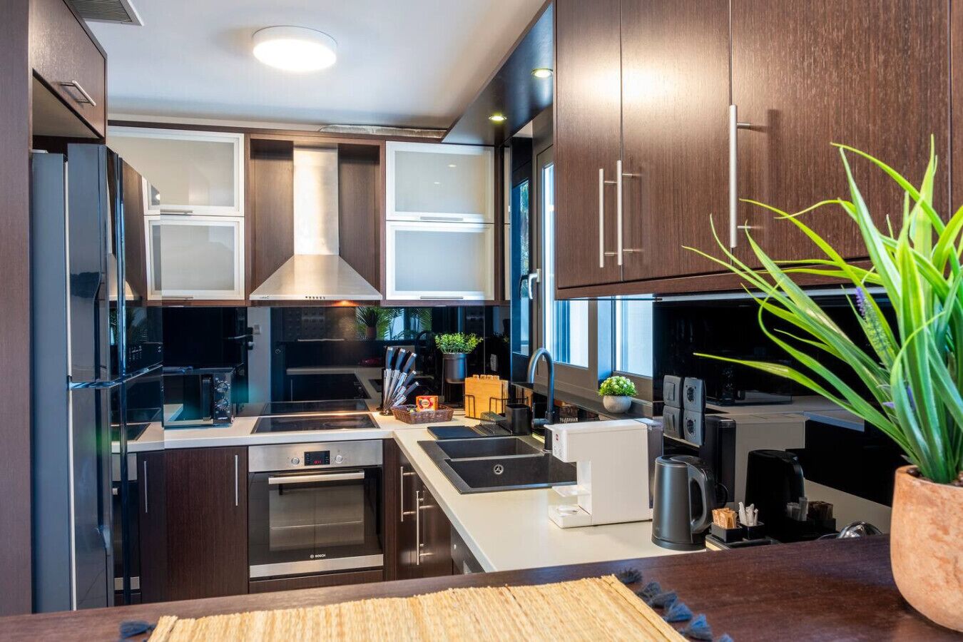 Køleskab, mikrobølgeovn, ovn, opvaskemaskine