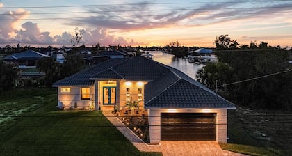 Dive into Fun & Relaxation at Waterfront Paradise - Sunset Haven