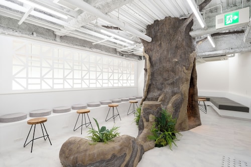 ZONE SHINSAIBASHI WEST