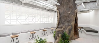 ZONE SHINSAIBASHI WEST