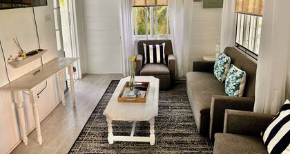 Charming 2-bedroom house in delightful Saint Joseph with AC bedrooms only