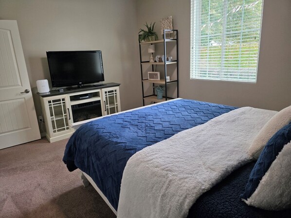 1 chambre, fer et planche à repasser, Wi-Fi, literie fournie