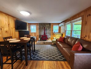 Smart TV, fireplace, DVD player