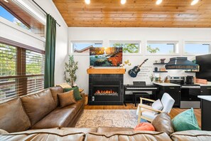 Smart-tv, pejs, bøger, printere