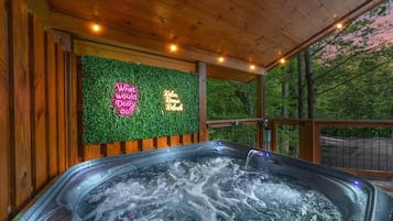 室外 SPA 浴池