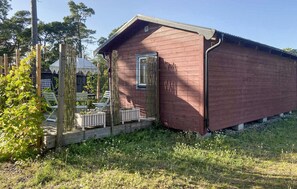 Property grounds - Pet friendly home in Gotlands Tofta with WiFi (Gotlands Tofta)
