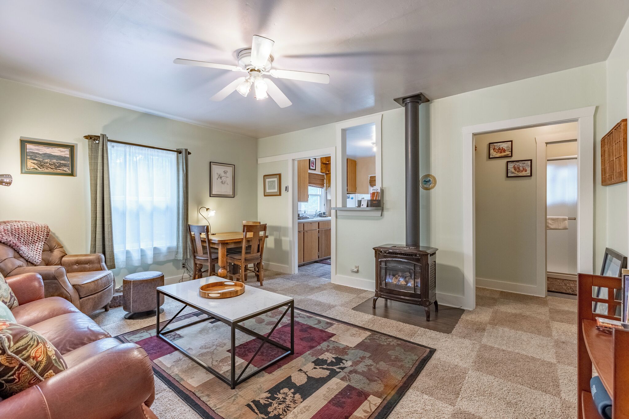 スマートテレビ、暖炉