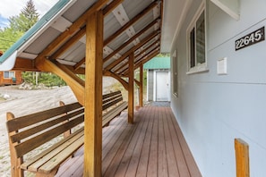 Terrace/patio - Papa's Cottage- Dog Friendly- Close to Monarch (Salida)