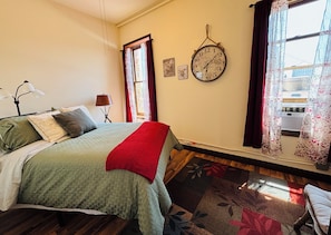 1 bedroom, free WiFi, bed sheets