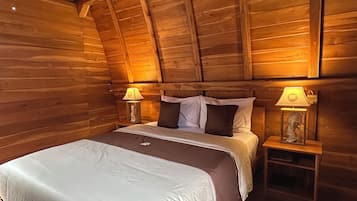 Standard Cabin, Balcony, Mountain View | Desk, free WiFi