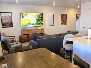 Interior - Cedar City Getaway – Modern Comfort, Family Ready (Cedar City)