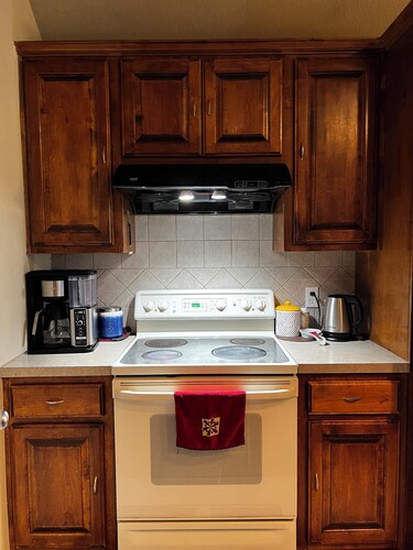 Private Room in Shared Home- Cultural Comfort