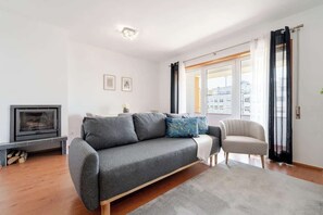 TV connectée, cheminée