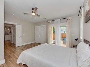 5 slaapkamers, een strijkplank/strijkijzer, wifi, beddengoed