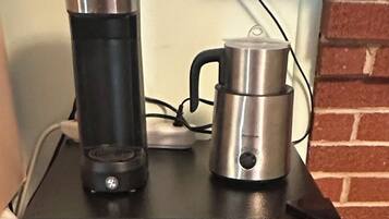 Kaffee und/oder Kaffeemaschine