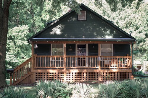 Team Dispatch Hub! Tour Quiet Rooms & Backyard