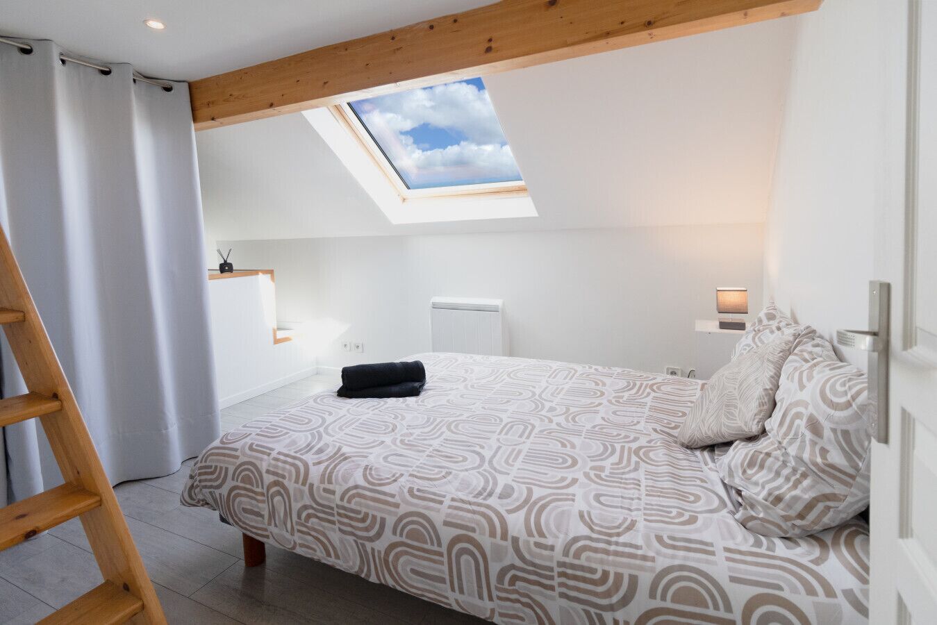 5 chambres, fer et planche à repasser, Wi-Fi gratuit, draps fournis