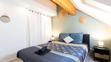 5 slaapkamers, een strijkplank/strijkijzer, gratis wifi, beddengoed