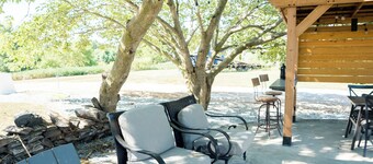 The Perch - Tiny home perfect for a couples retreat or solo travelers