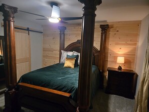 4 Schlafzimmer, Bügeleisen/Bügelbrett, kostenloses WLAN, Bettwäsche