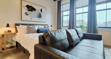 Cozy Philly Studio with Free Parking for Long Term Stays