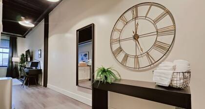 Cozy Philly Studio with Free Parking for Long Term Stays