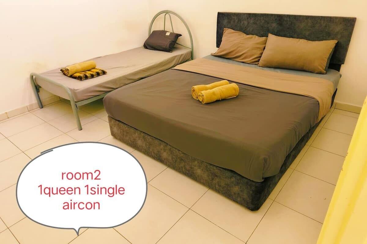 Iron/ironing board, free WiFi