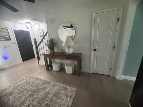 Charming 2-bedroom townhome in Winter Springs.