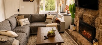 Stonehouse- A private Retreat, Pet Friendly near hershey and PA farmshow.