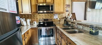 Pet-Friendly Twin Cabins w/ Views & Lake Access