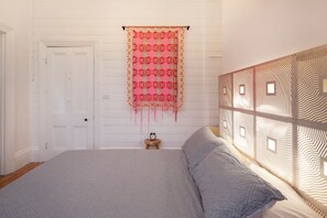 Bügeleisen/Bügelbrett, WLAN, Bettwäsche